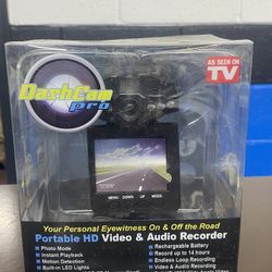 Dash Cam Pro Black Portable HD Video/Audio Recorder easy to install