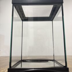 Reptile Terrarium W/ Screen Lid