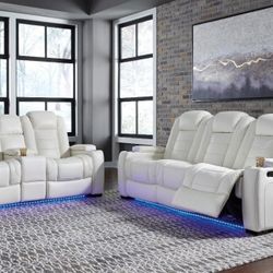 Party Time Power Reclining White Set

