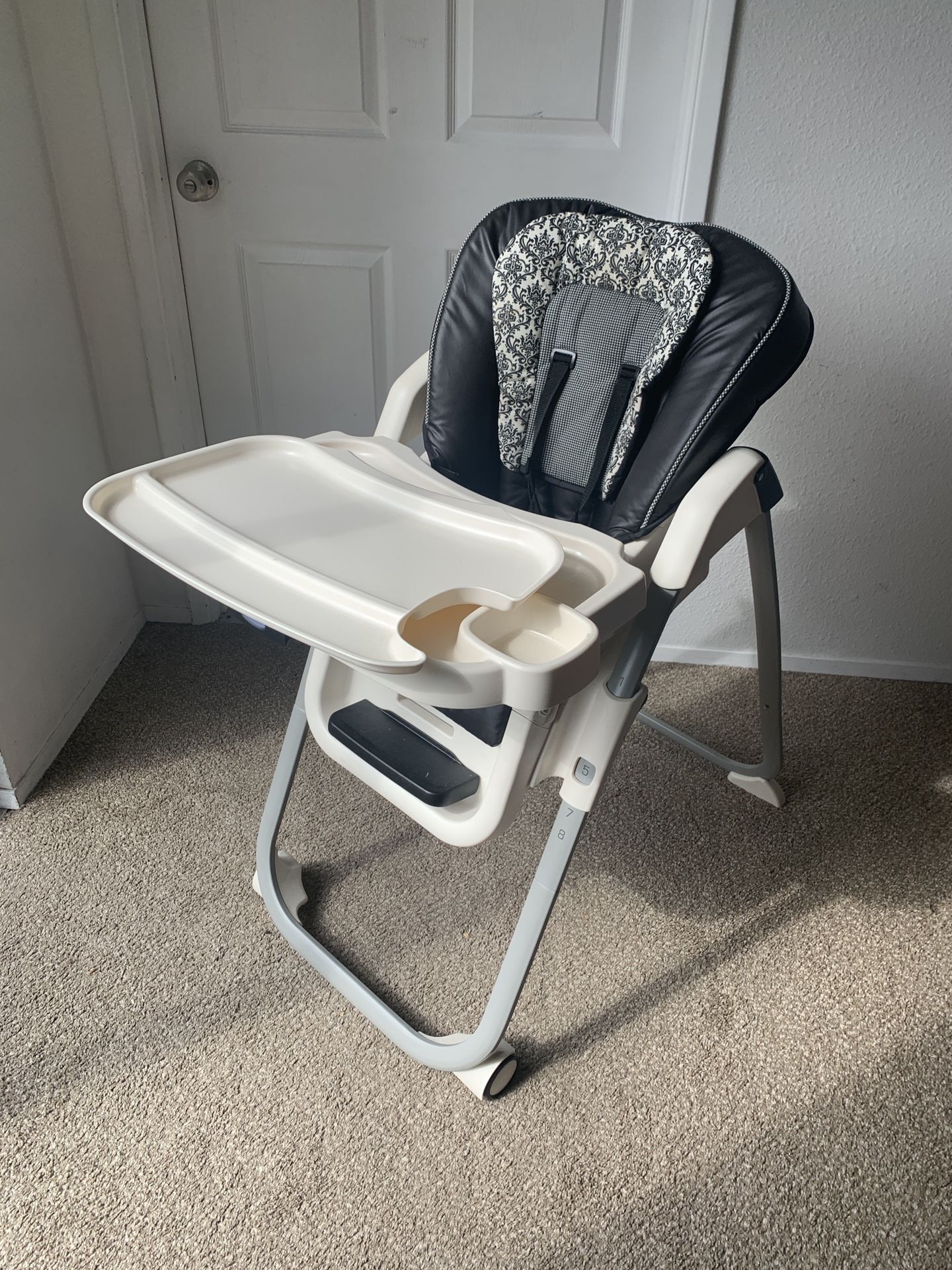 Graco's TableFit™ Highchair...