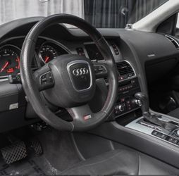 Audi Q7 S-Line Steering Wheel