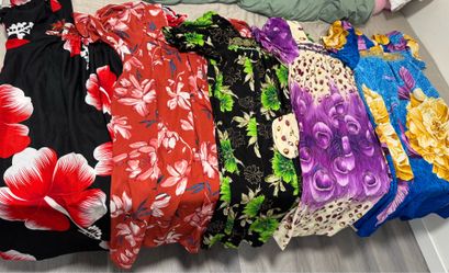 Lot of 5 Women’s Colorful Floral Dresses – Lightweight Summer Dresses