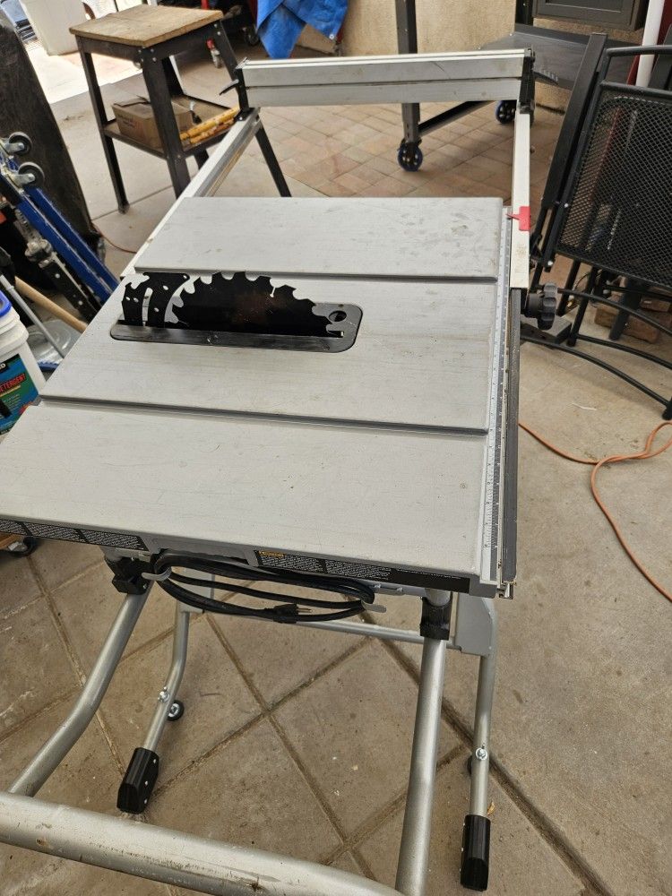 Skil Table Saw 10" SPT99-11. Used.