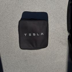 Tesla Charger 