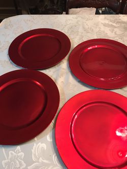 Set of 4 beautiful, red Christmas plate chargers
