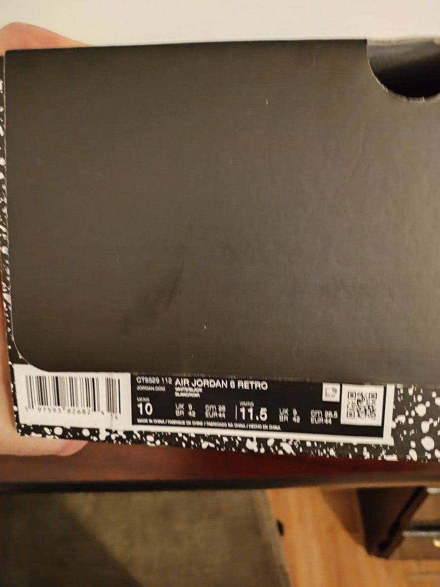 Original Brand New Jordans Retro 6 Size 10