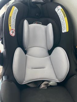 Chicco baby car seat. No accident, expires in 2030