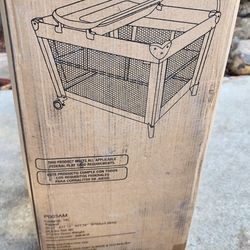 Pomo Baby Pack N Play 