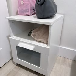 White Ground shelf For Bedroom|Ledge