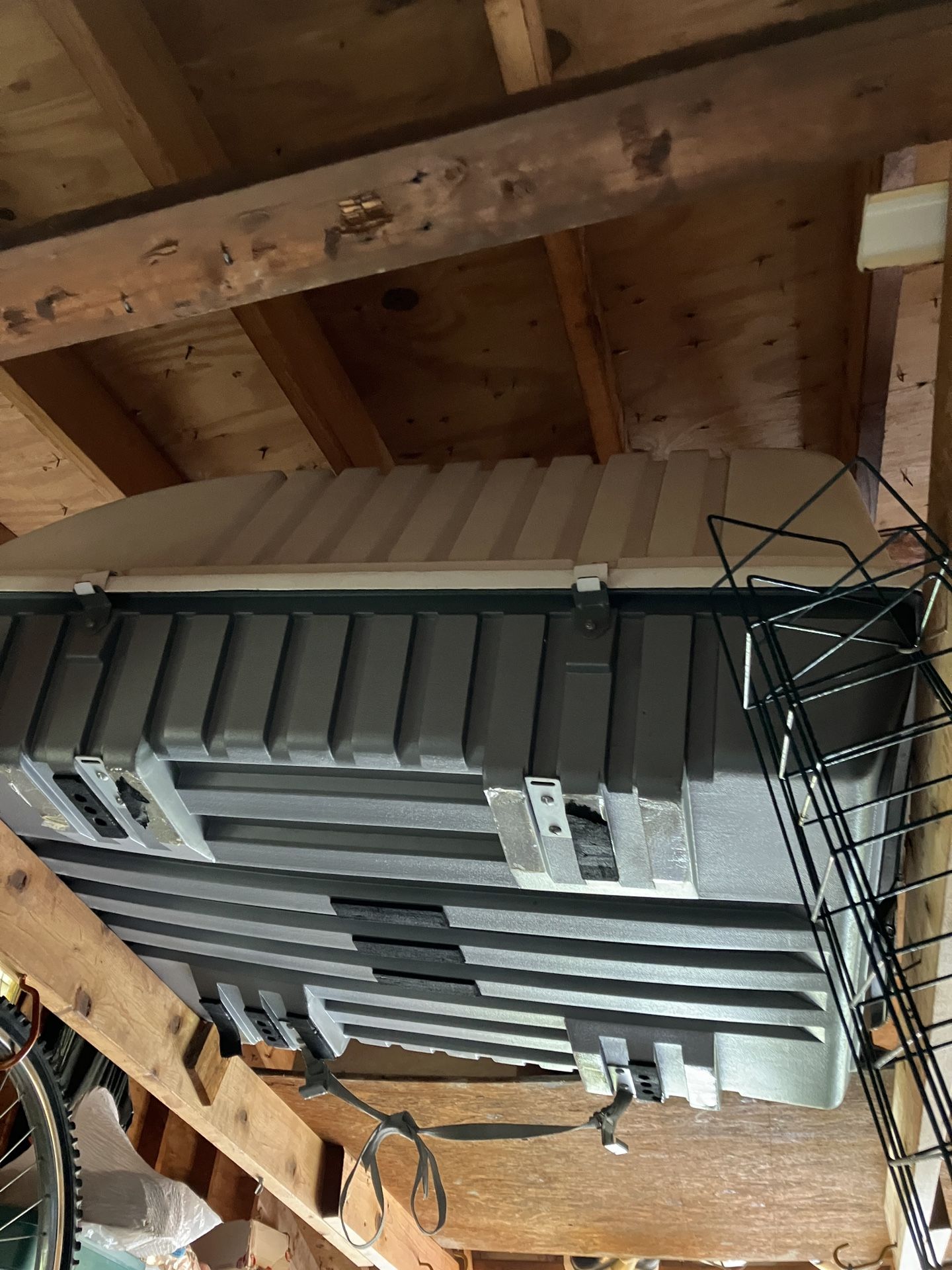 Rooftop Cargo Carrier