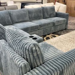 New Sectional Sofa Couch with USB Console and Cup Holders! Free Delivery 🚚! 