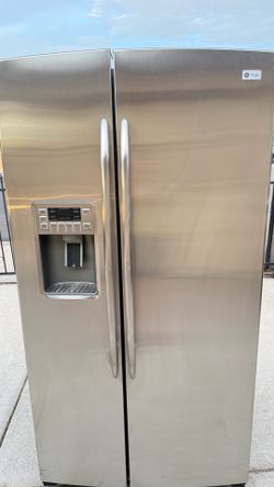 REFRIGERATOR GE STAINLESS STEEL