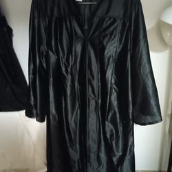 152 Graduation Gown