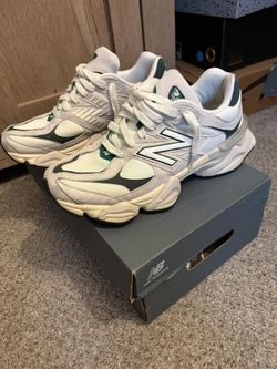 New Balance 9060 Linen Dark Juniper