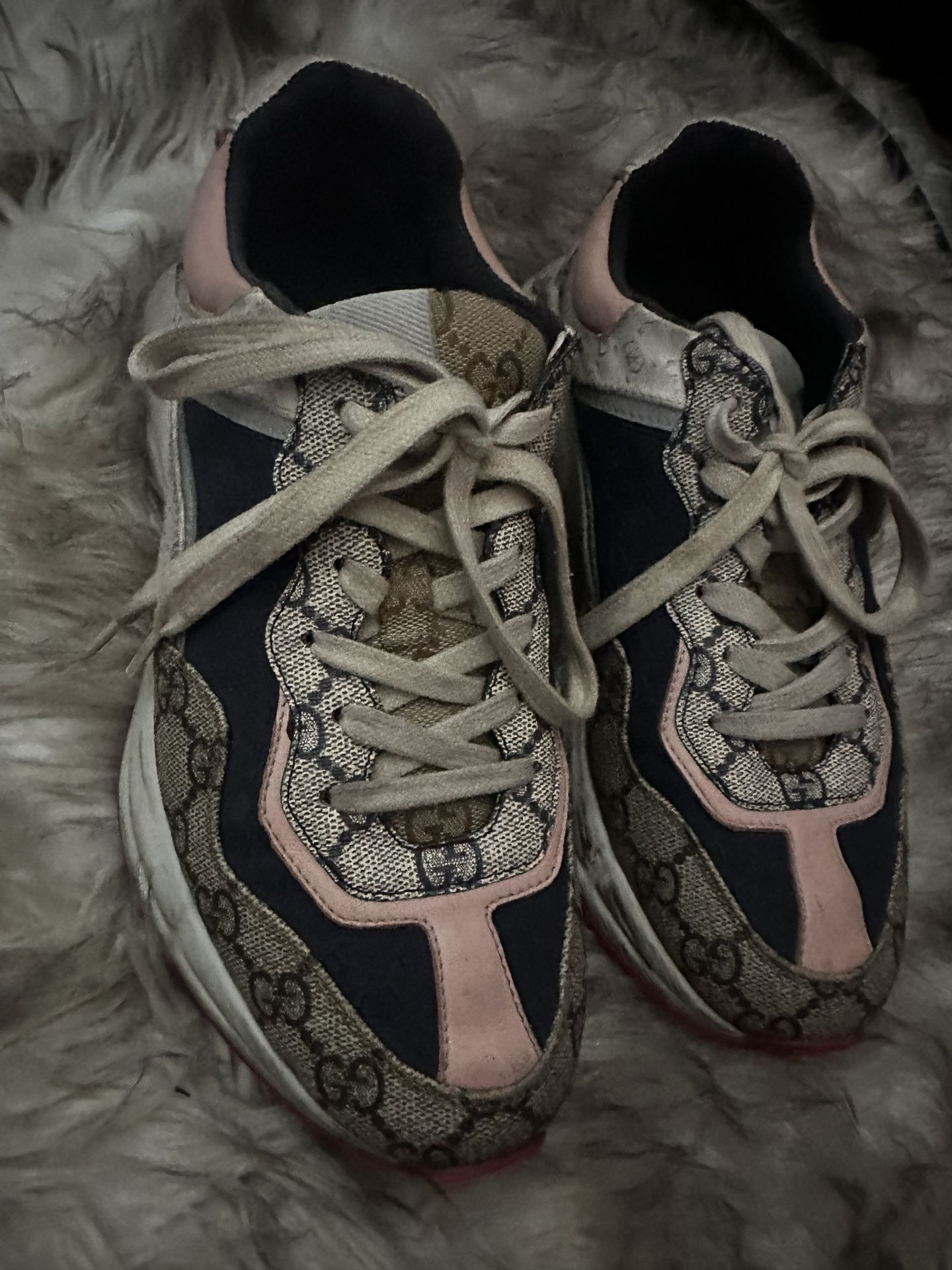 Gucci  Rhyton sneakers size 8 women