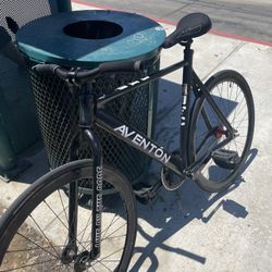 aventon  read description 