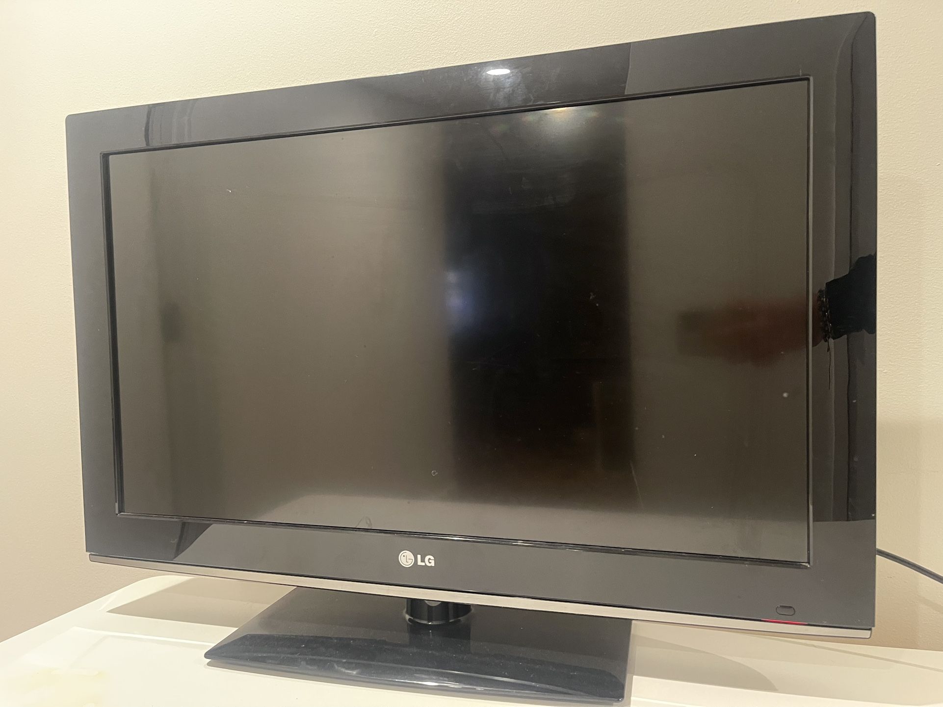 LG Television