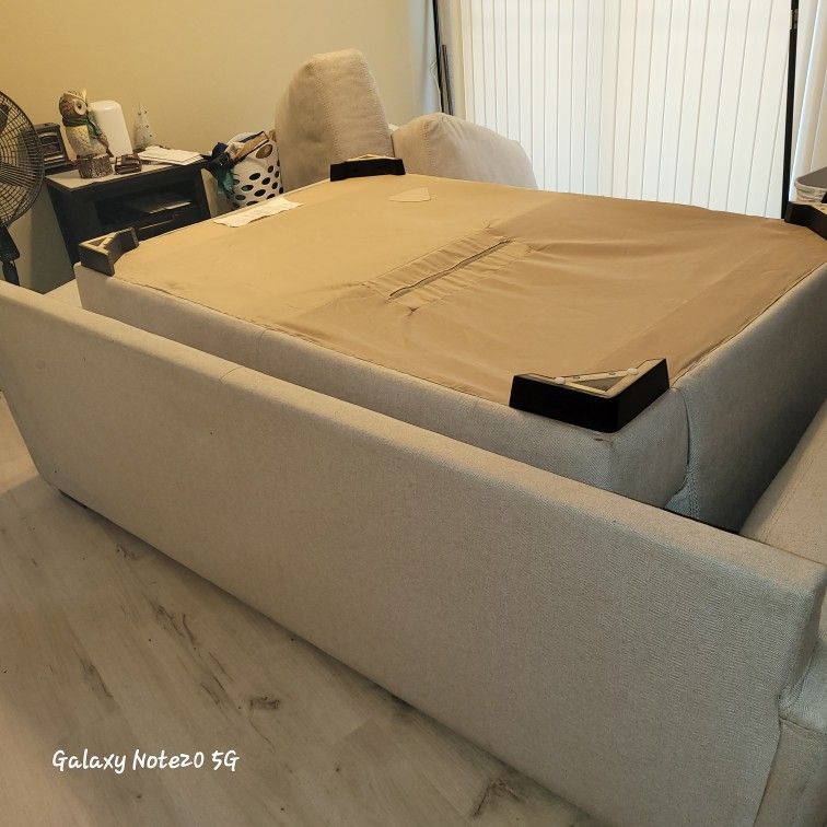 Very Comfortable Loveseat And Couch