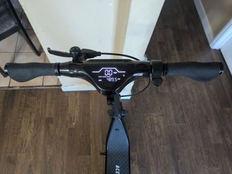 E-Scooter (Ace R450)