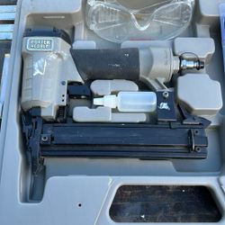 Porter Cable Brad Nailer