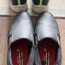Boys Shoes – Excellent Condition (Barely Worn)