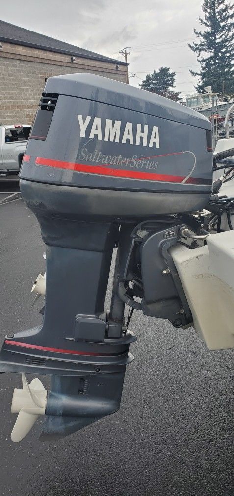 Yamaha 130TXRY Outboard. Year 2000