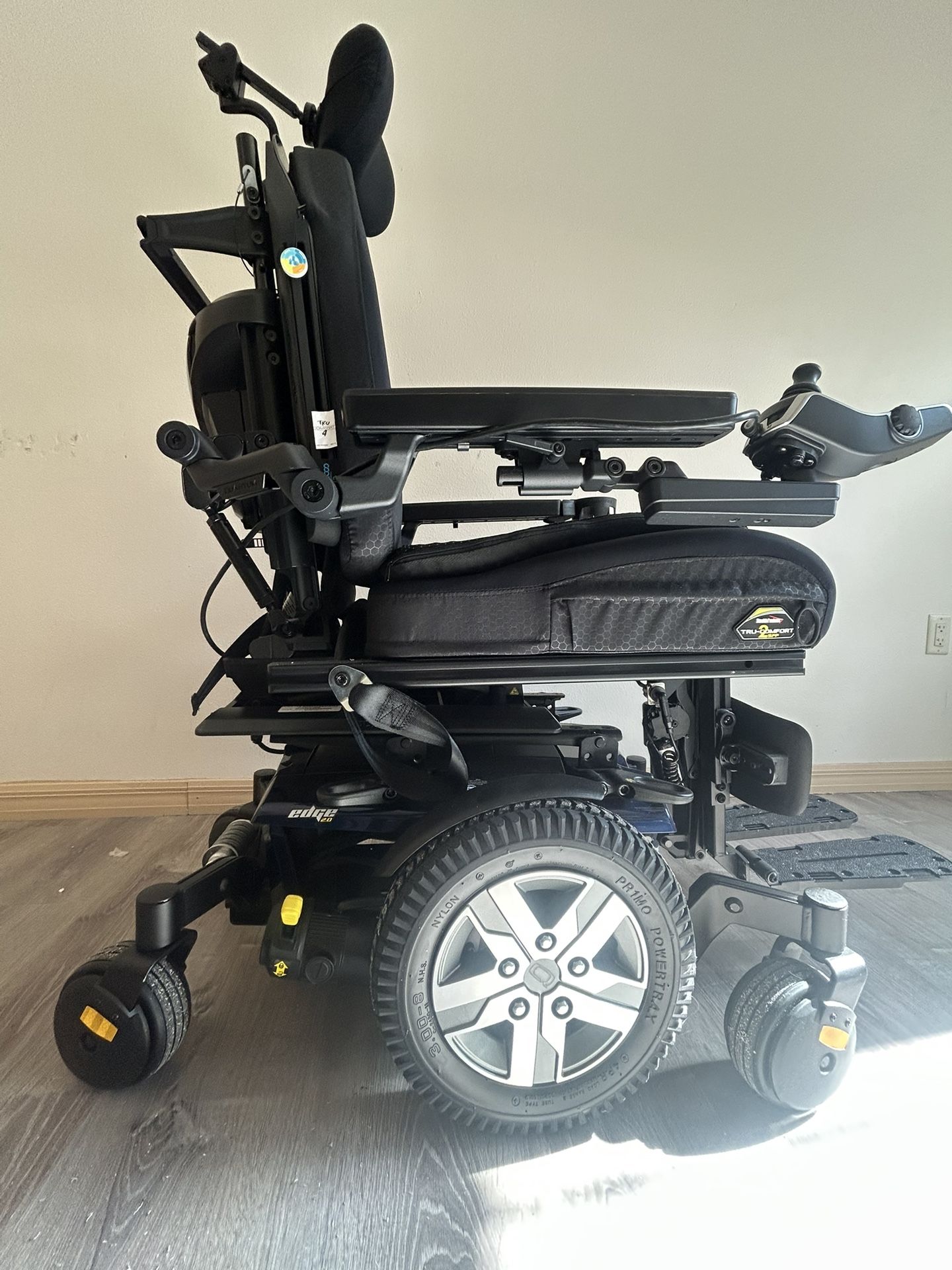 Quantum Edge 2.0 Power Chair