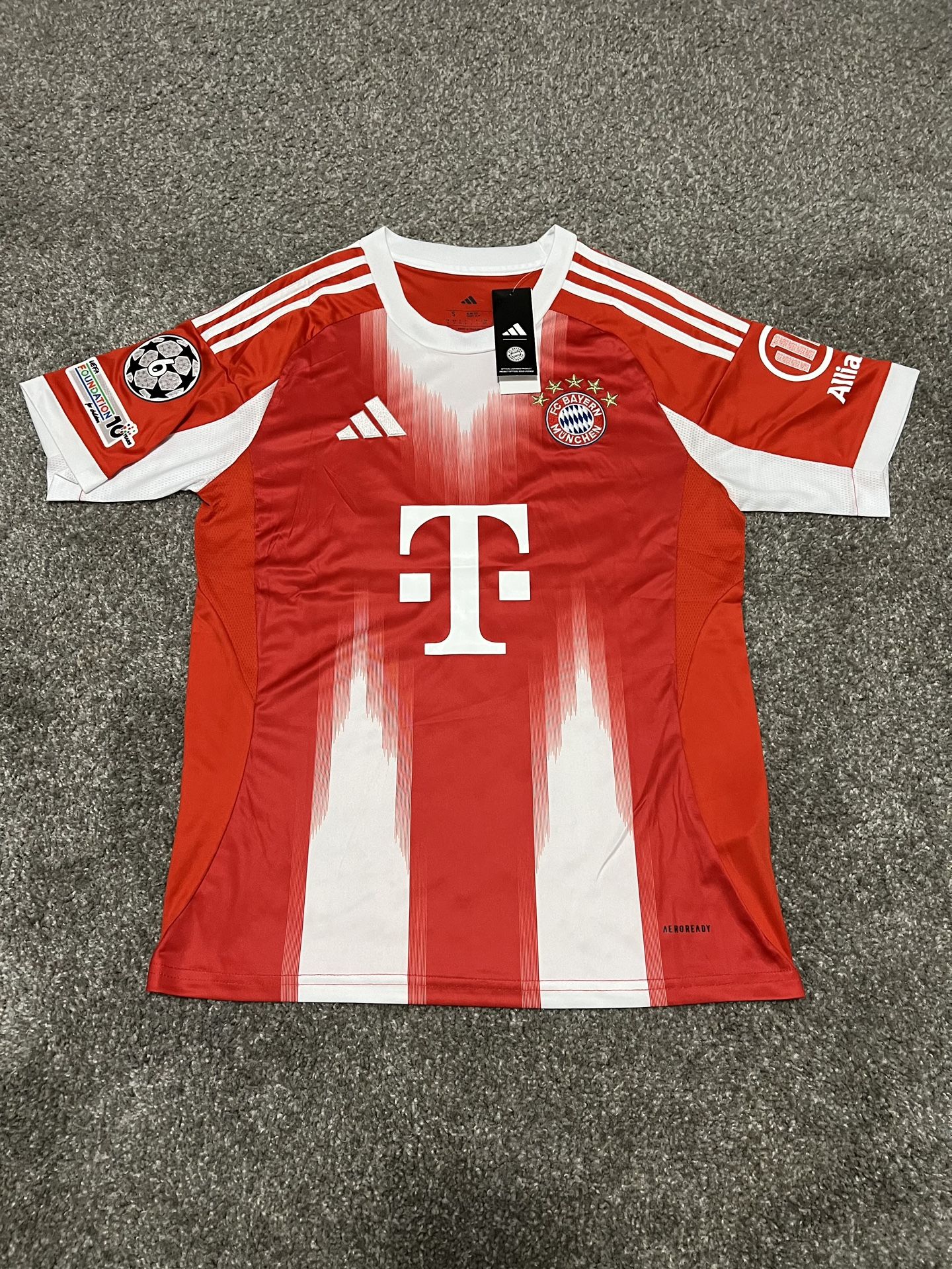 New Adidas FC Bayern Home & Away Kit