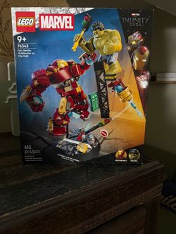 LEGO Marvel Hulkbuster vs. The Hulk Set 76343