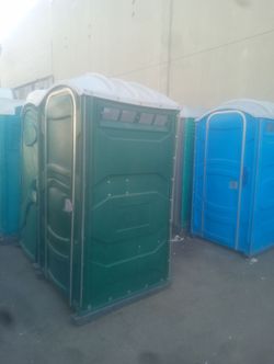 Portable restroom