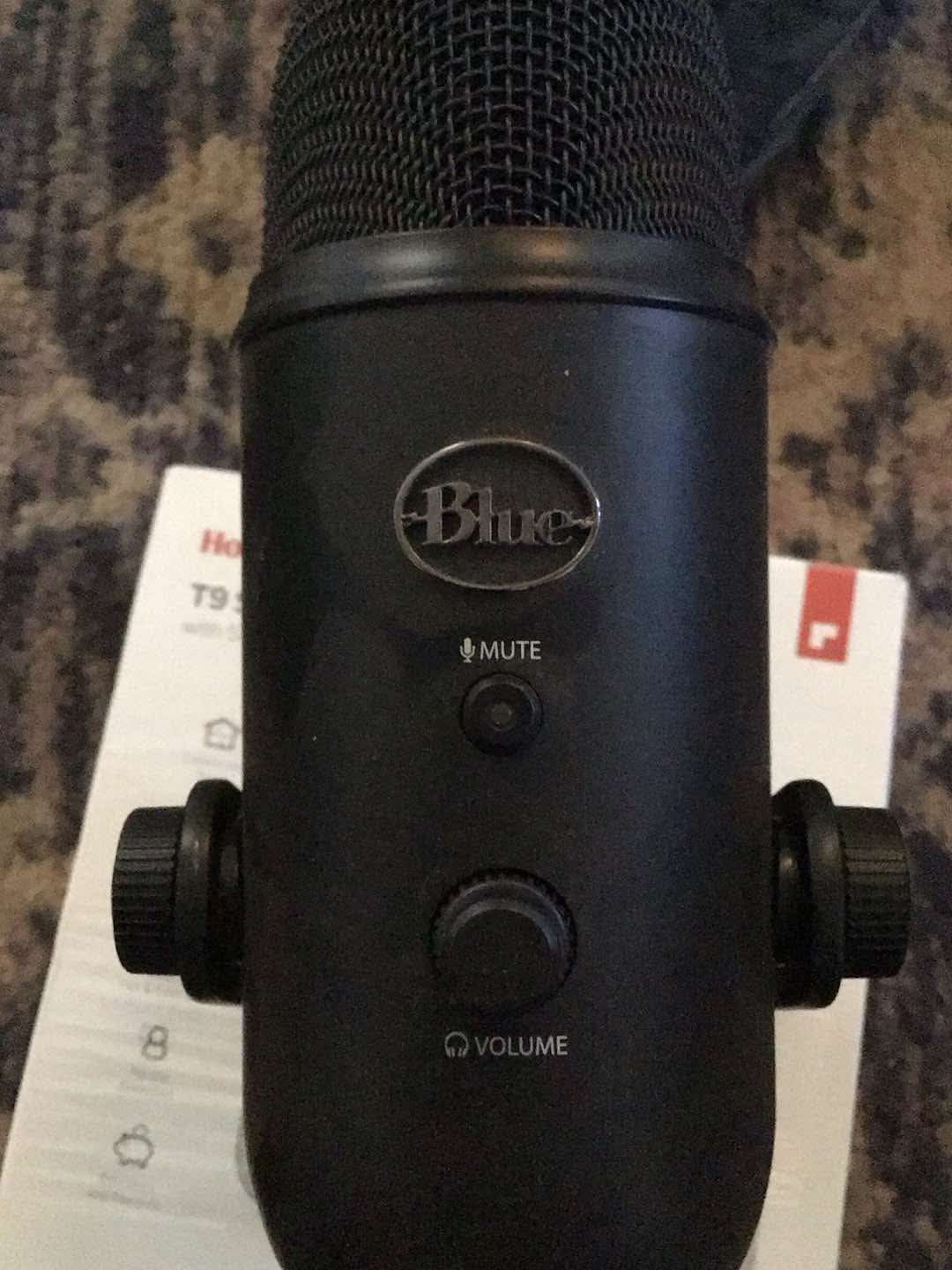 Bule Microphone NeW!