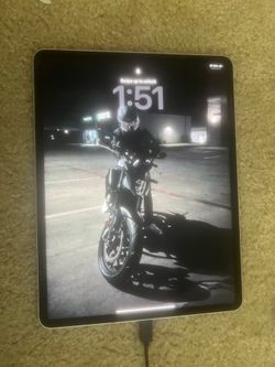 iPad Pro  12.9 5th gen