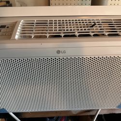 LG Air Conditioner 