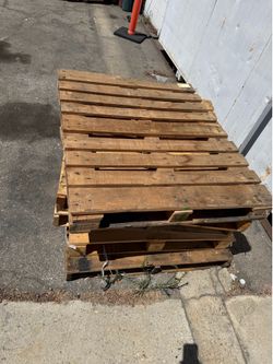 Wood Pallets
