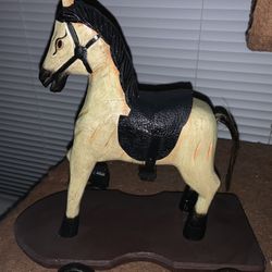 Unique Horse Statue 