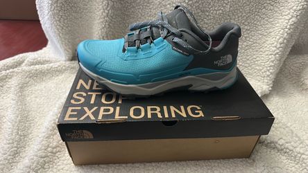North Face Shoes, Women size 10, Brand New