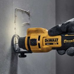 20v Dewalt Router + Screw gun 