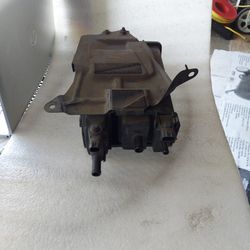 03 - 08 350z Coupe Fuel Vapor Canister