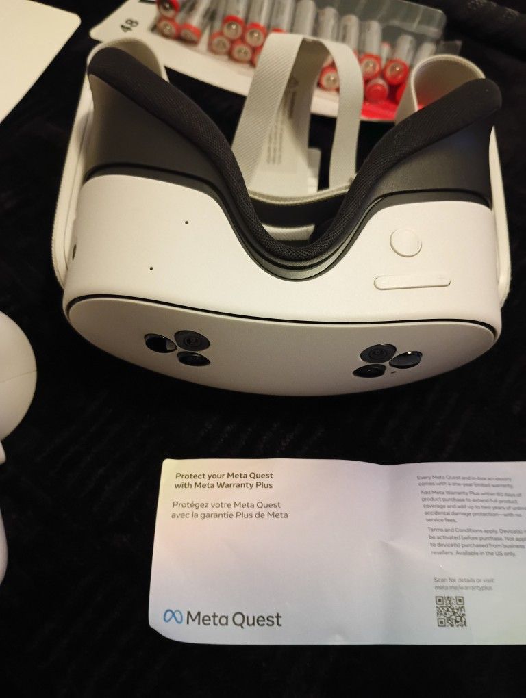 Meta Quest 3S 128GB Used 5 Times