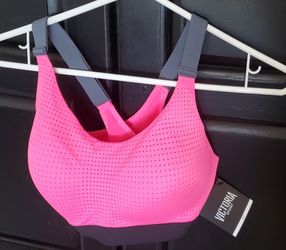 NEW WITH TAG Victoria's Secret Sports Bra 36C VS