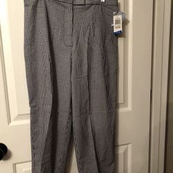 Style And Co. Cropped Pants . Size 12 P