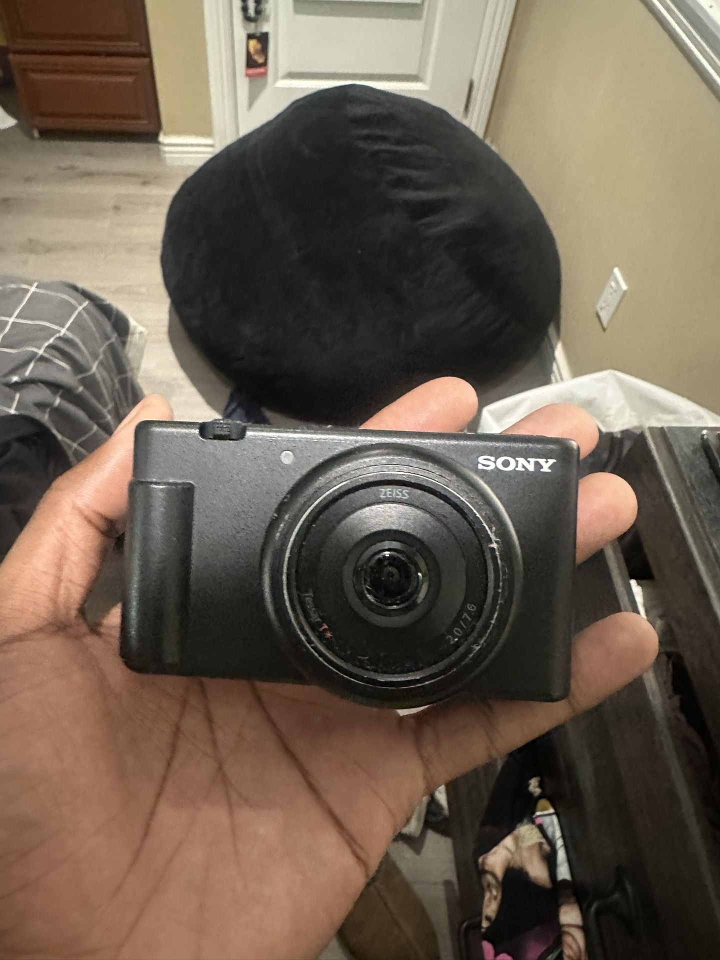 Sony ZV1F