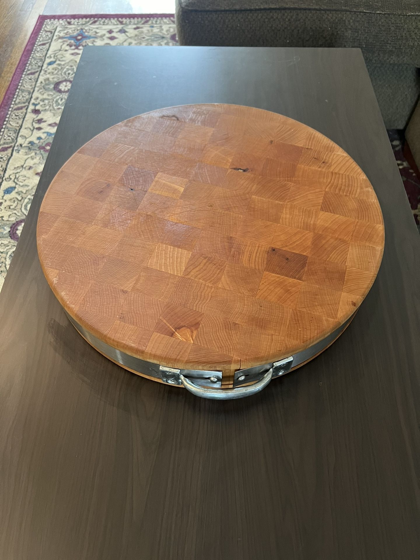 Towle round double-sided end cut maple butcher's block Cutting Board