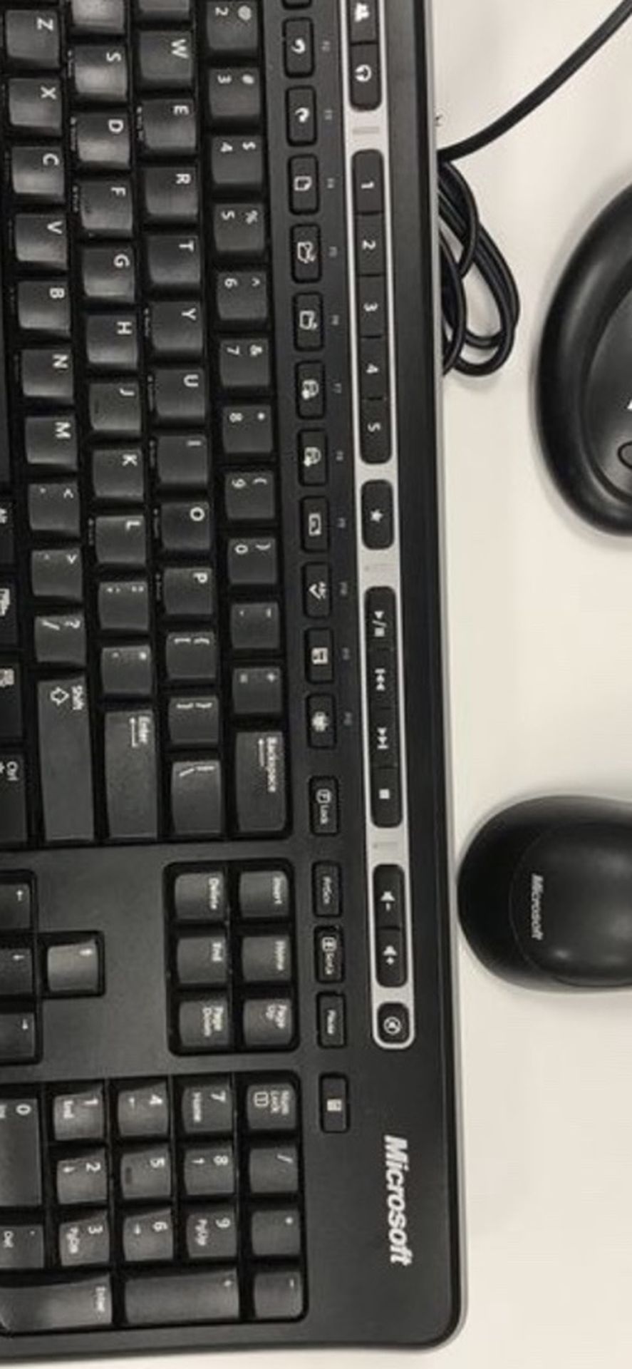 MICROSOFT WIRELESS KEYBOARD AND MOUSE COMBO