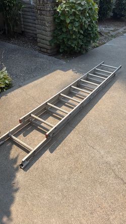 Aluminum Extension Ladder
