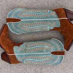 Ariat Women’s Cowboy Boots