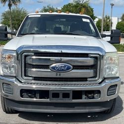 2011 Ford F-350 Diésel 4x4 Dully