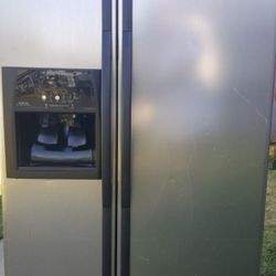 Needs A Bath. $60. Moving 4/22/23 Must Go. Cerritos 