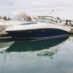 2010 Sea Ray 390 sundancer