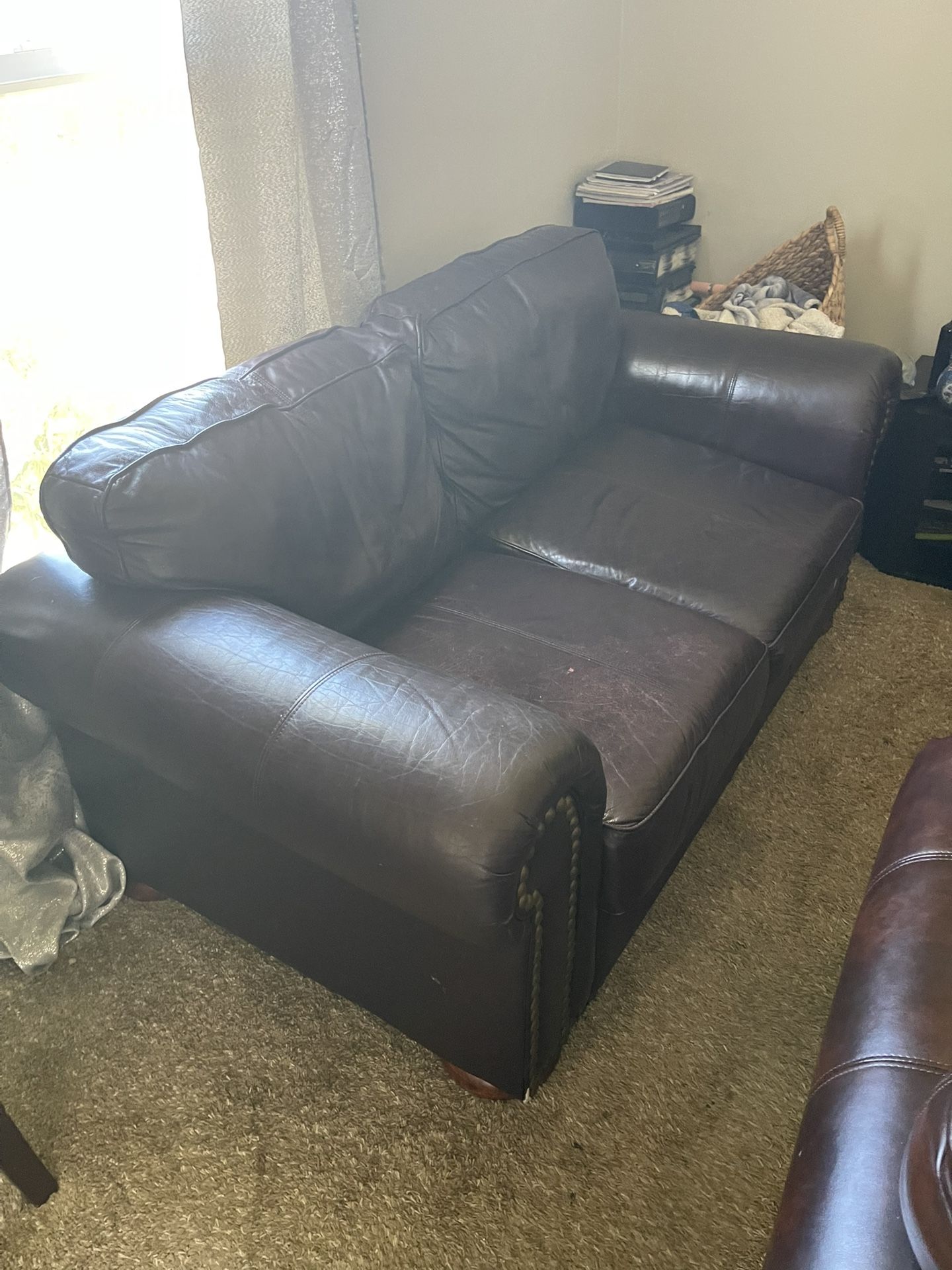 Real Leather Quality, Furniture, Loveseat, Great Condition
